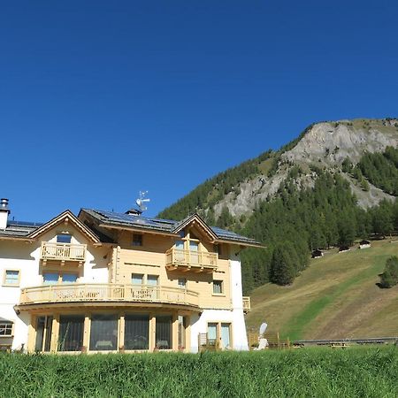 B&B Ecohotel Chalet Des Alpes Livigno Zewnętrze zdjęcie