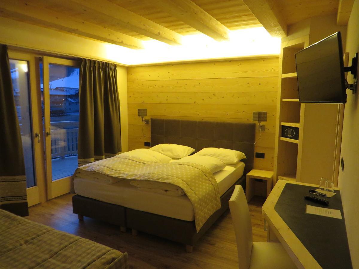 B&B Ecohotel Chalet Des Alpes Livigno Zewnętrze zdjęcie