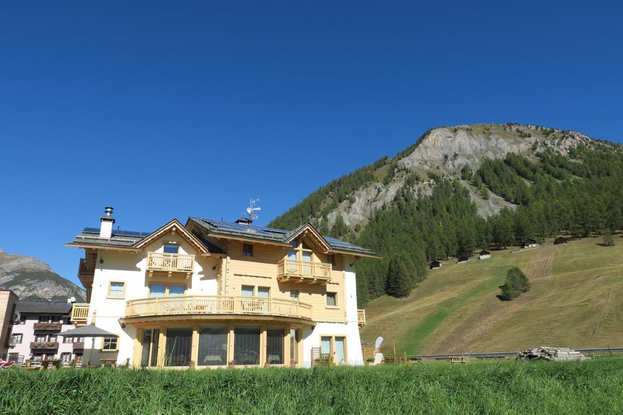 B&B Ecohotel Chalet Des Alpes Livigno Zewnętrze zdjęcie